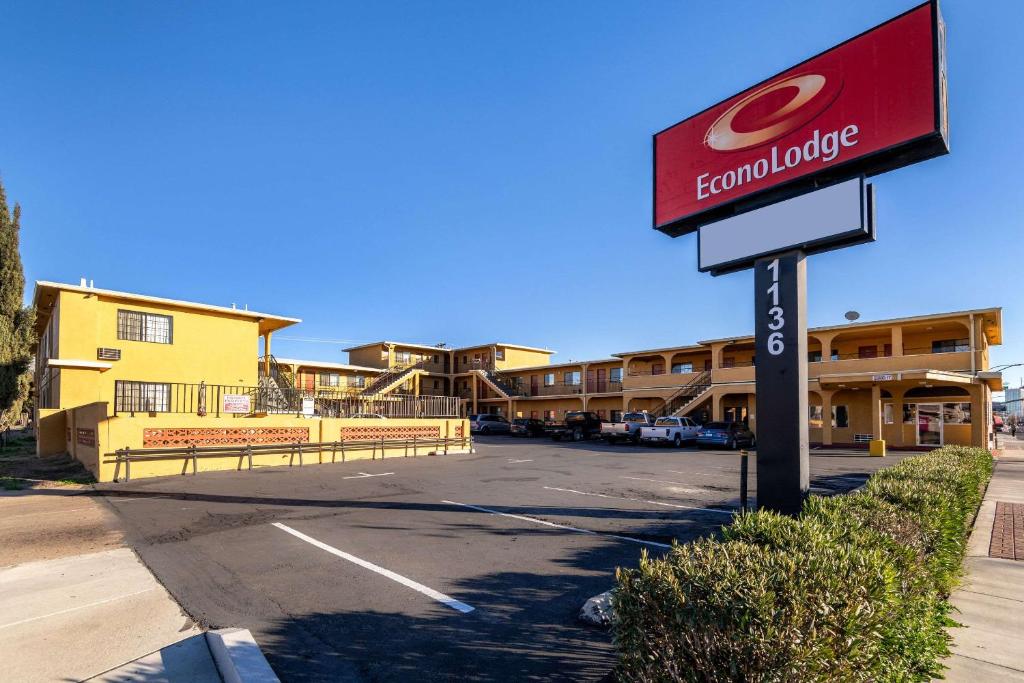 Econo Lodge University Main image 1